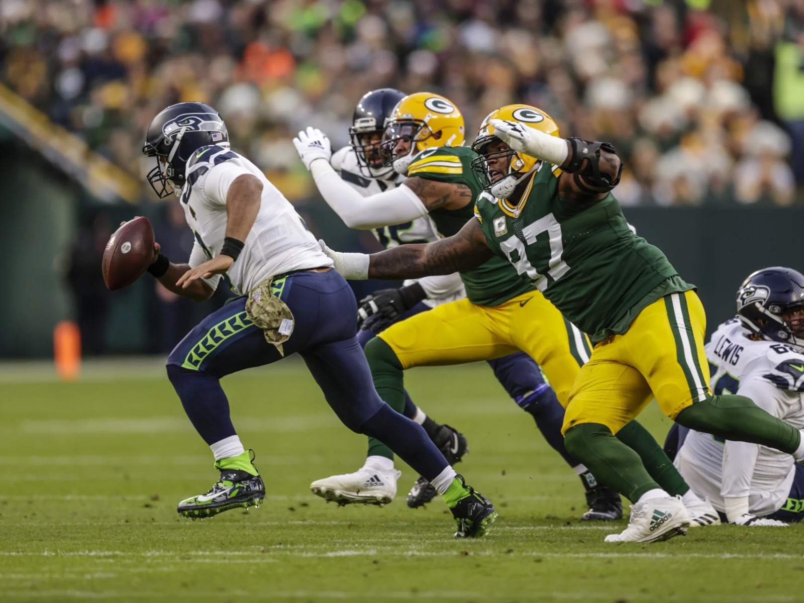 Packers, Seahawks game on CBS had fans all thrown off