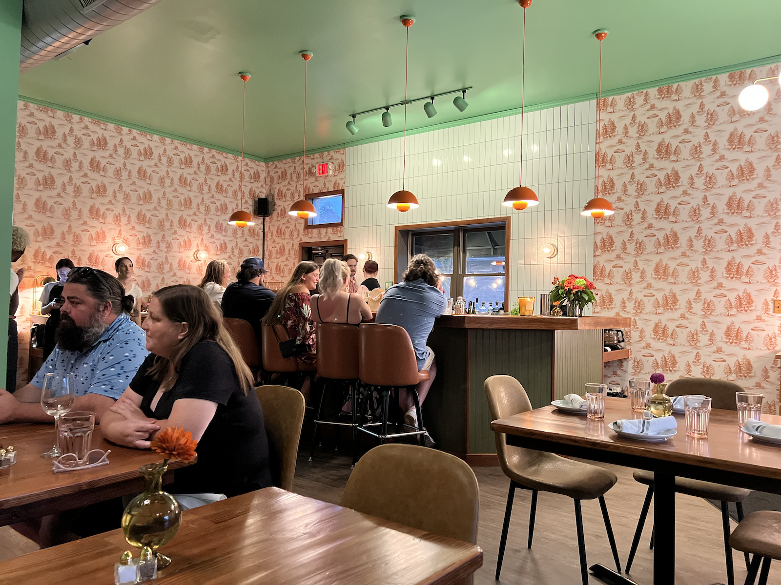 The bar and front dining area at Heirloom