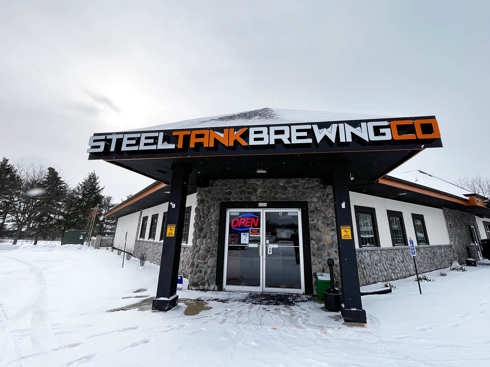 Talkin' brews Oconomowoc's Steel Tank Brewing