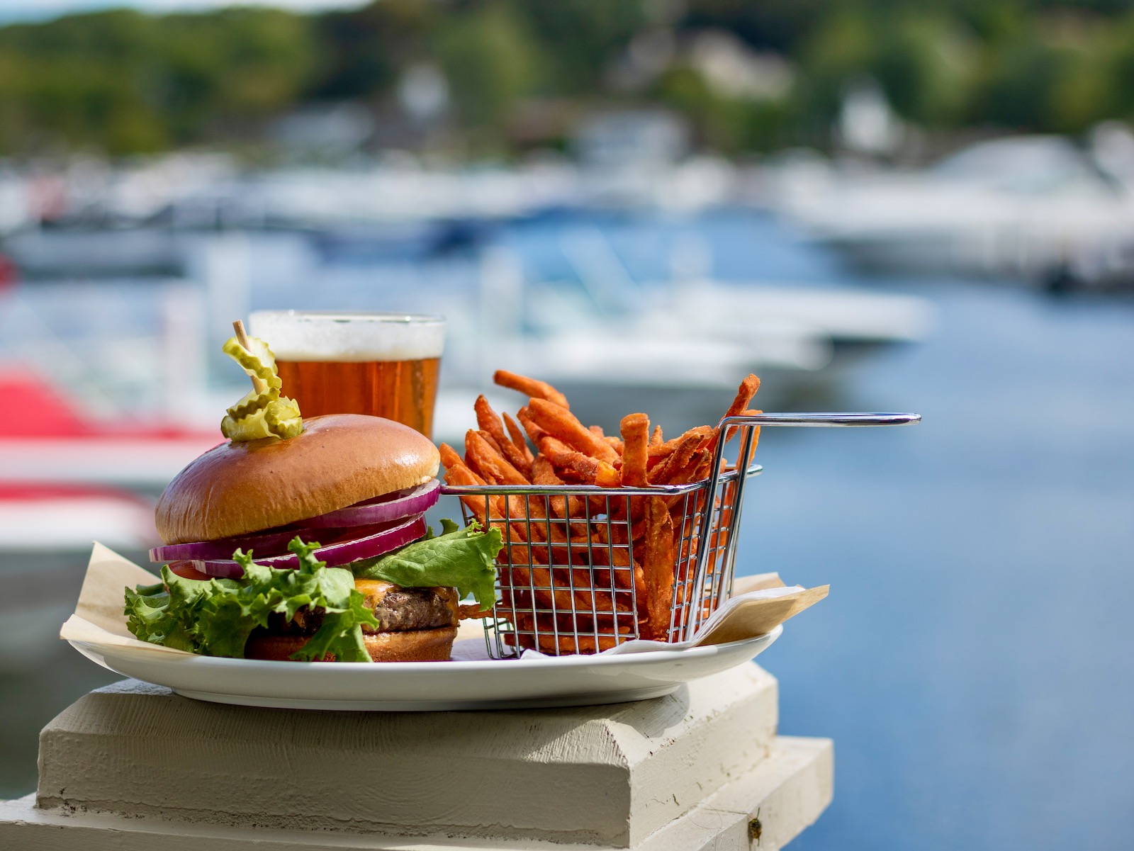 Burger by the lake