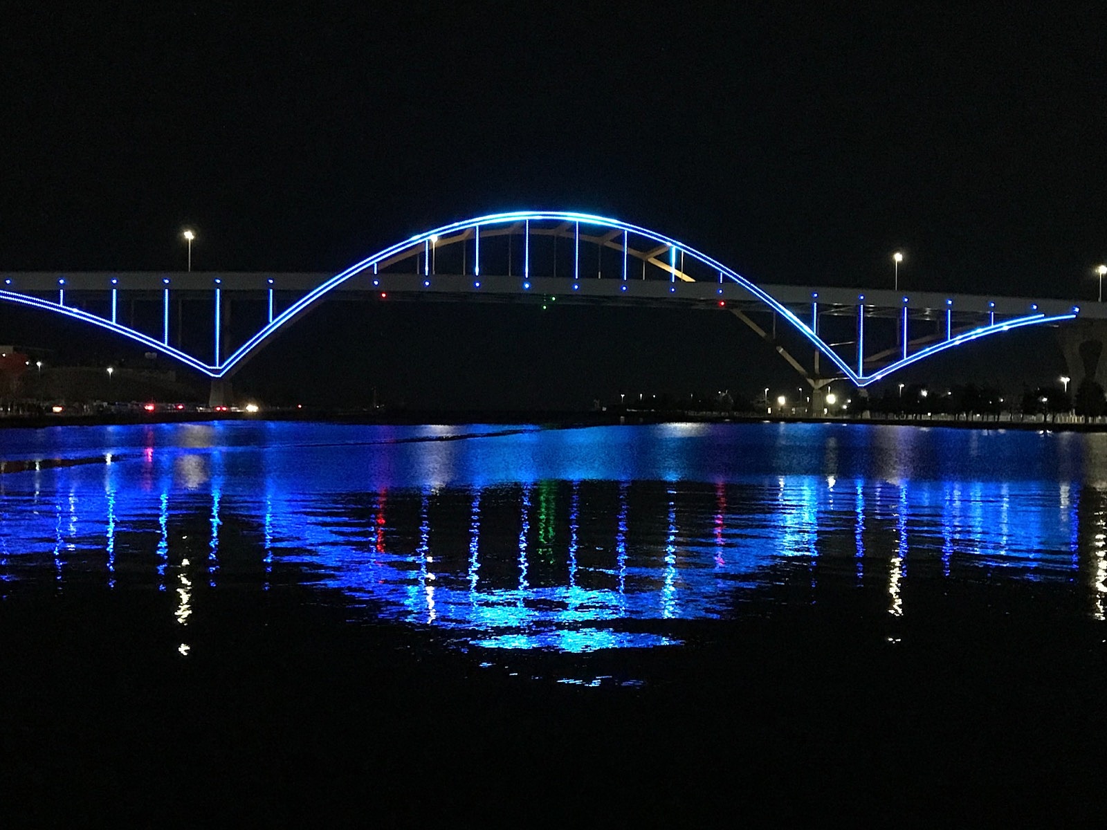 The Hoan lit up blue for the Bucks