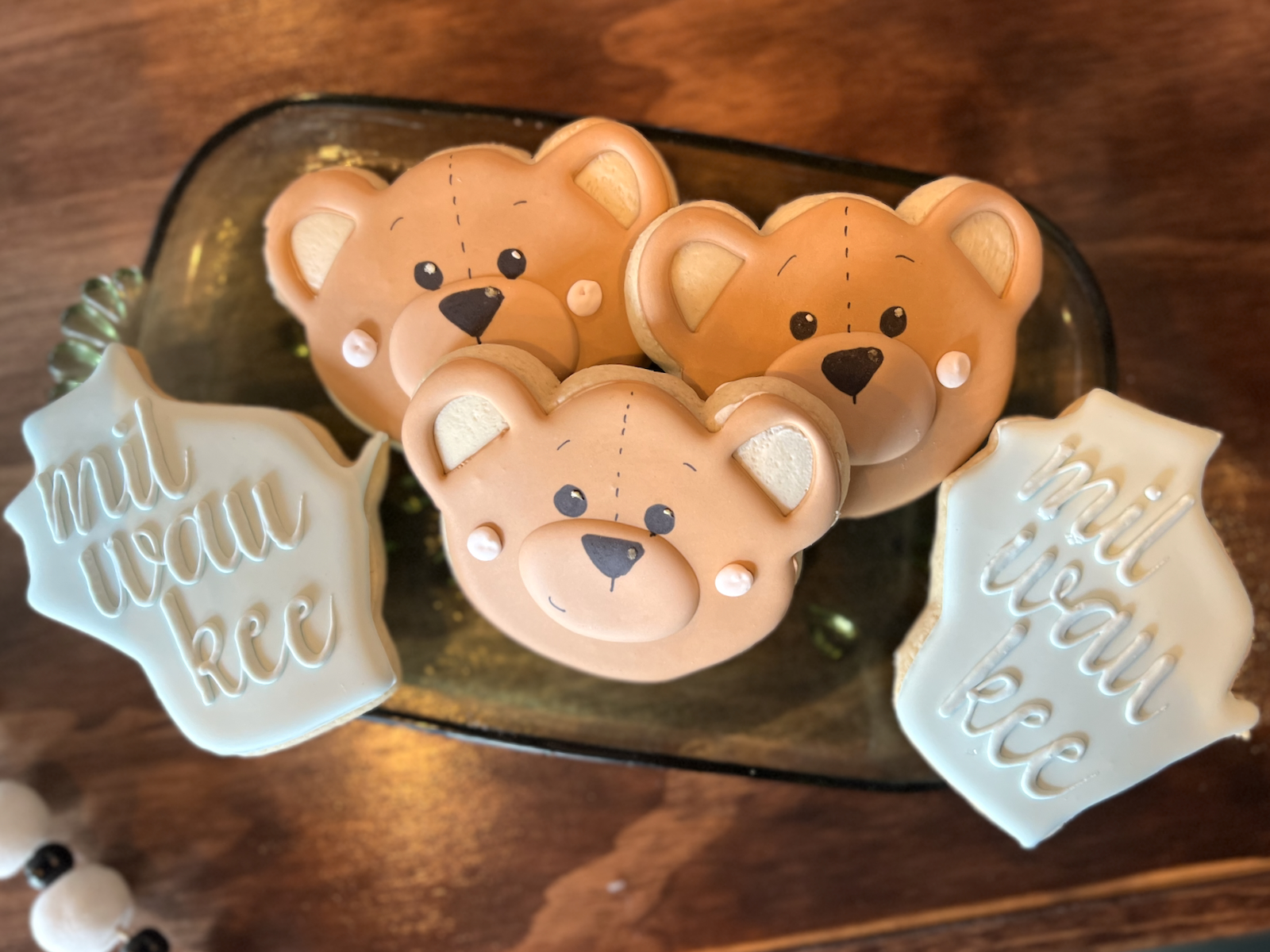 Decorated sugar cookies from Lucy Bakes