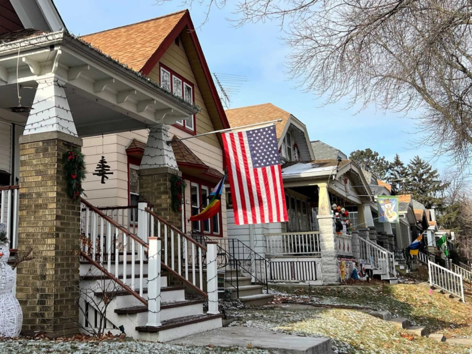 Flags around Milwaukee