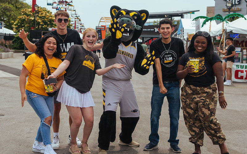 Show Your College Pride Day at Summerfest