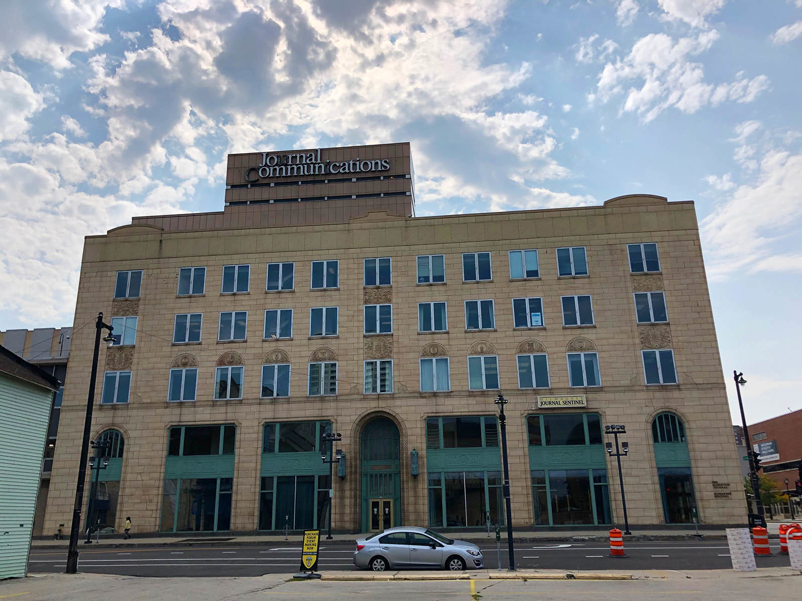 Urban spelunking: Former Journal-Sentinel buildings / Journal Square