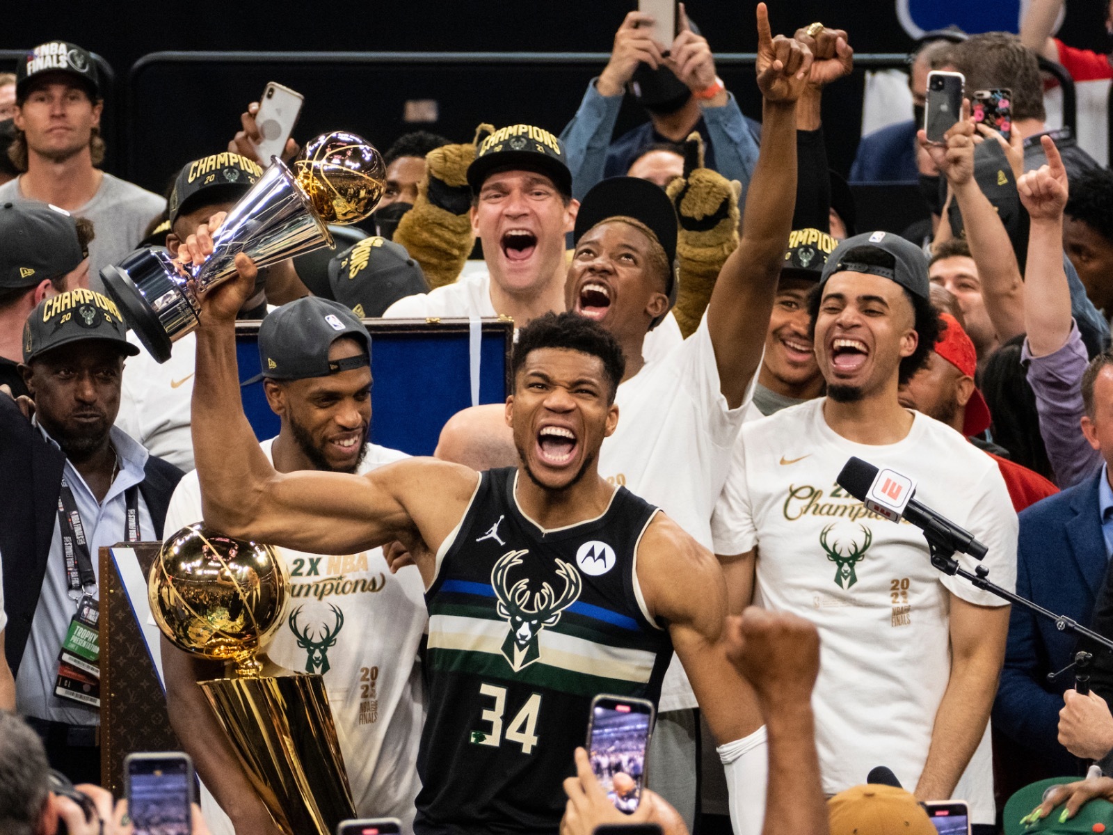 Best Giannis Antetokounmpo moments from the NBA Finals