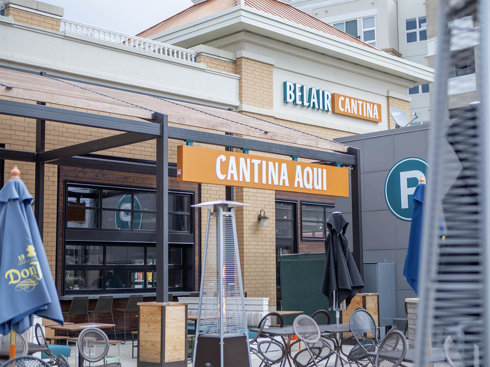 BelAir Cantina builds Corners of Brookfield bar with 10,000 pounds of ice