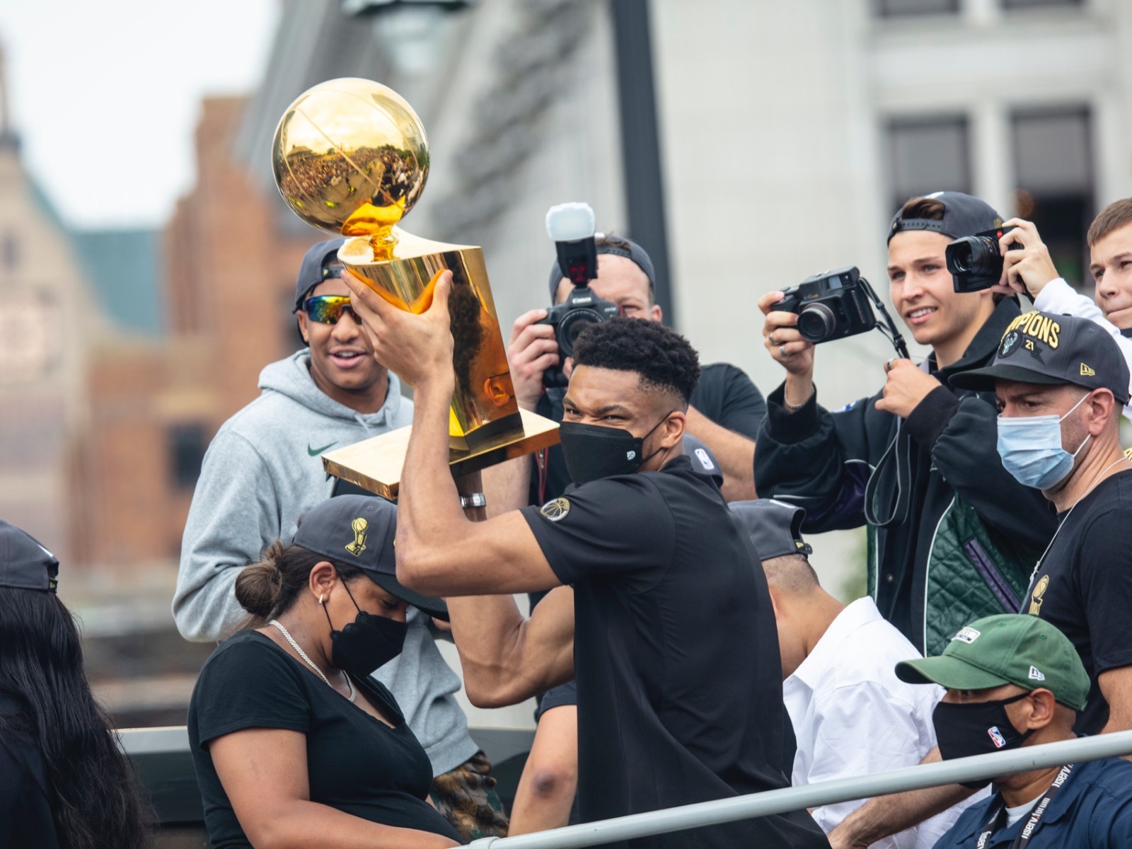 Bucks' fans celebrate NBA championship with parade in Milwaukee streets