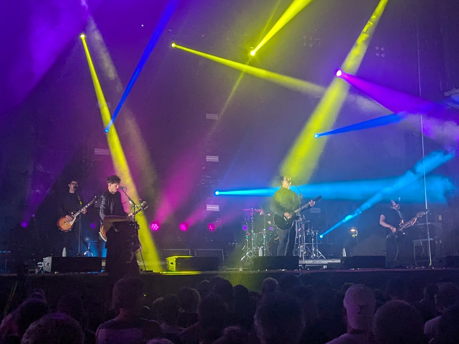 Third Eye Blind a prouvé une fois de plus qu’il était un « dieu de l’été » au Potawatomi Amplified