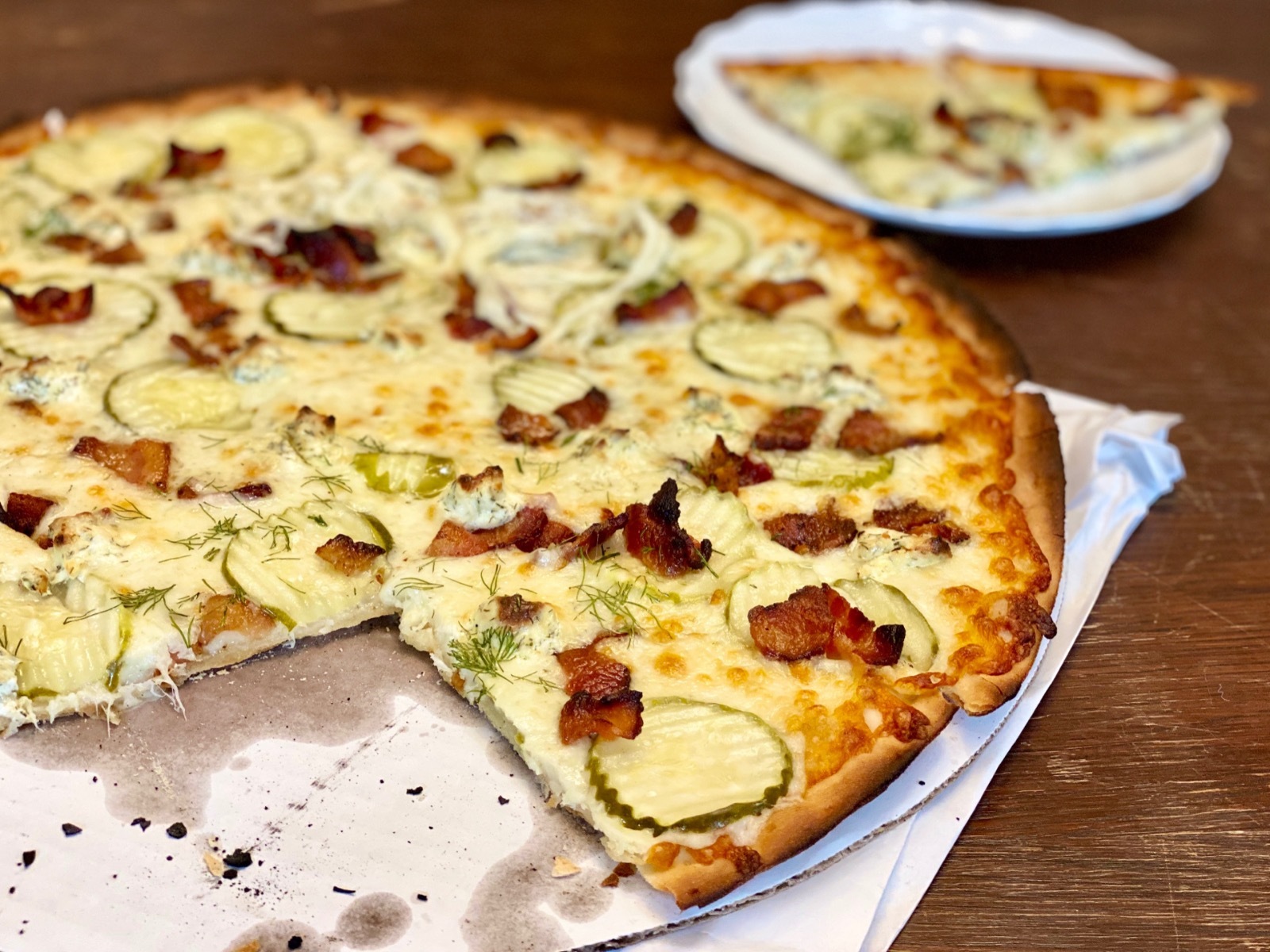 FoodCrush Live Is Steny's pickle pizza good enough to win over a