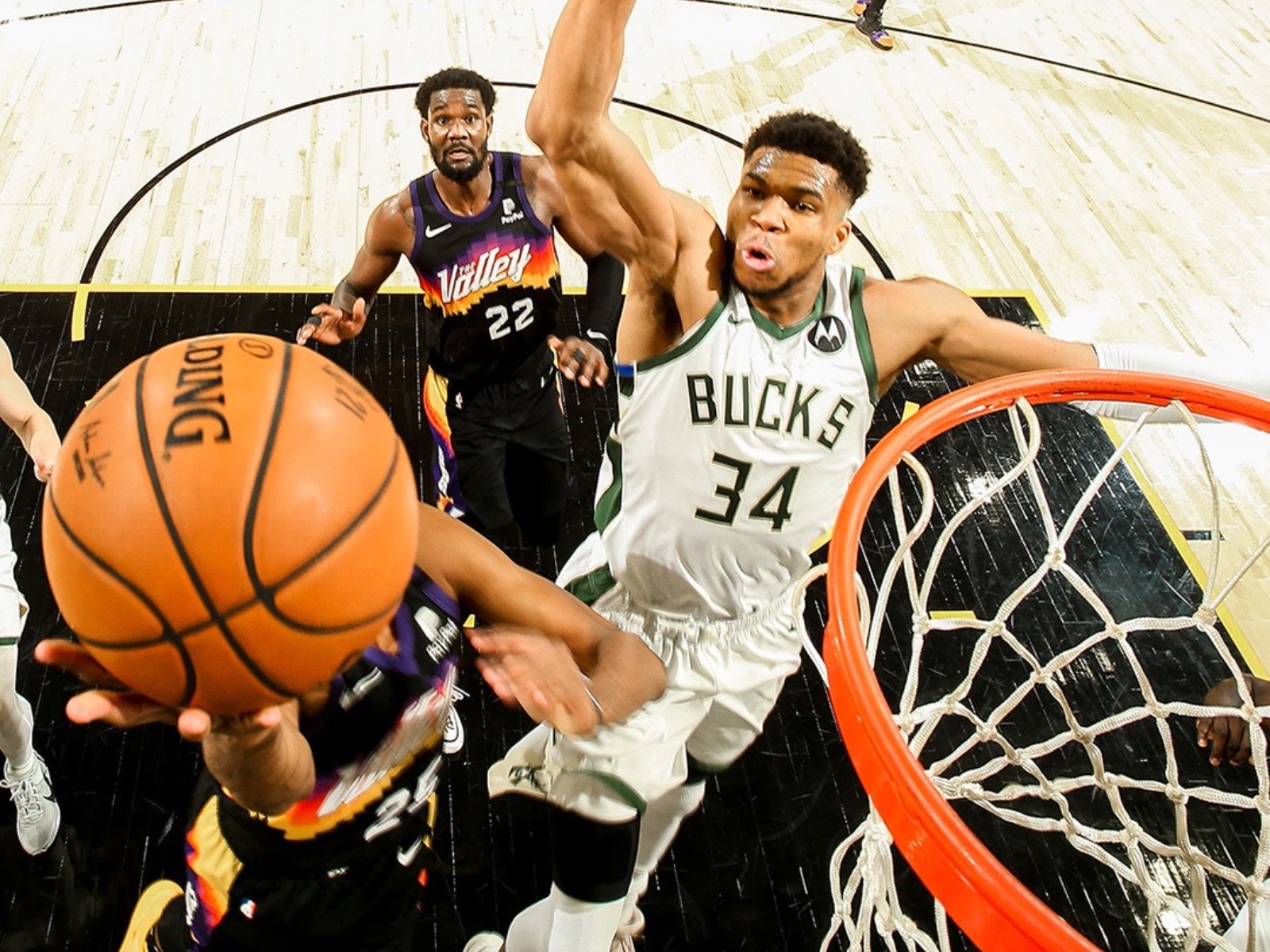 9 key images from the Bucks' first NBA Finals game in decades