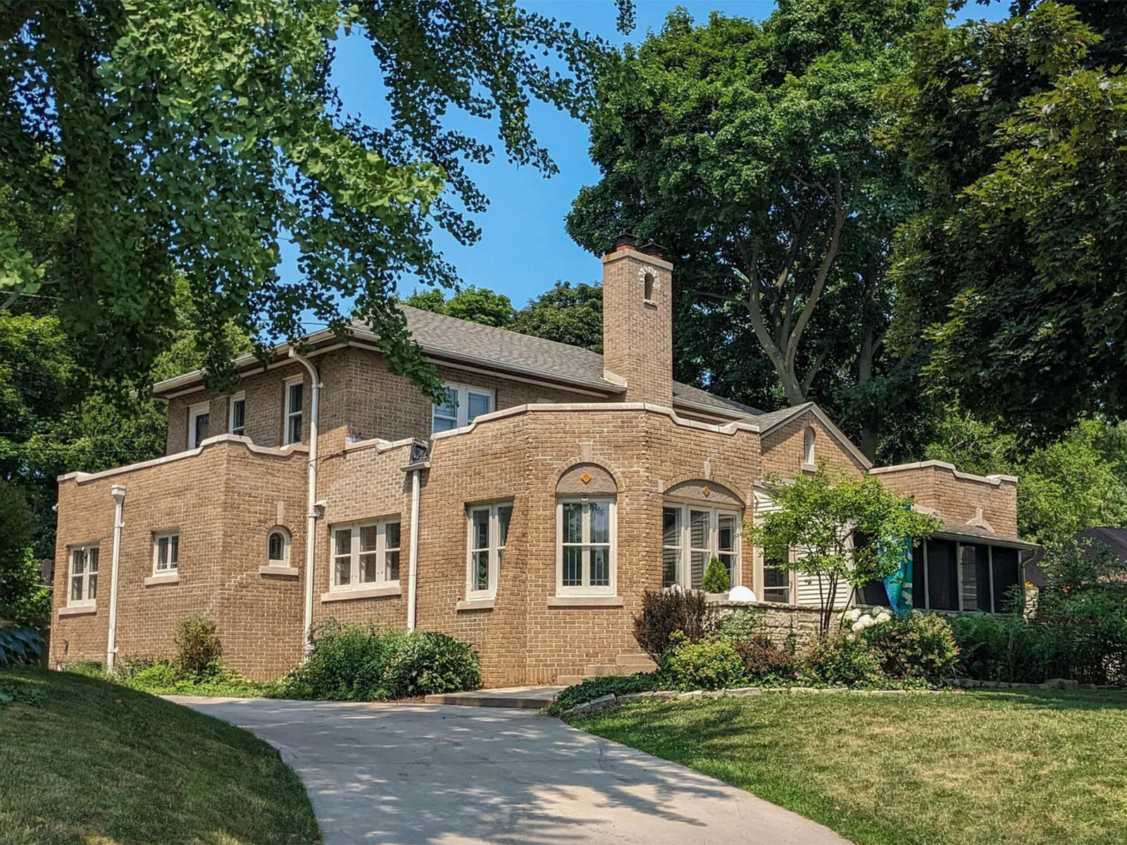 A 1926 Spanish Eclecticstyle house is for sale in the Washington Highlands