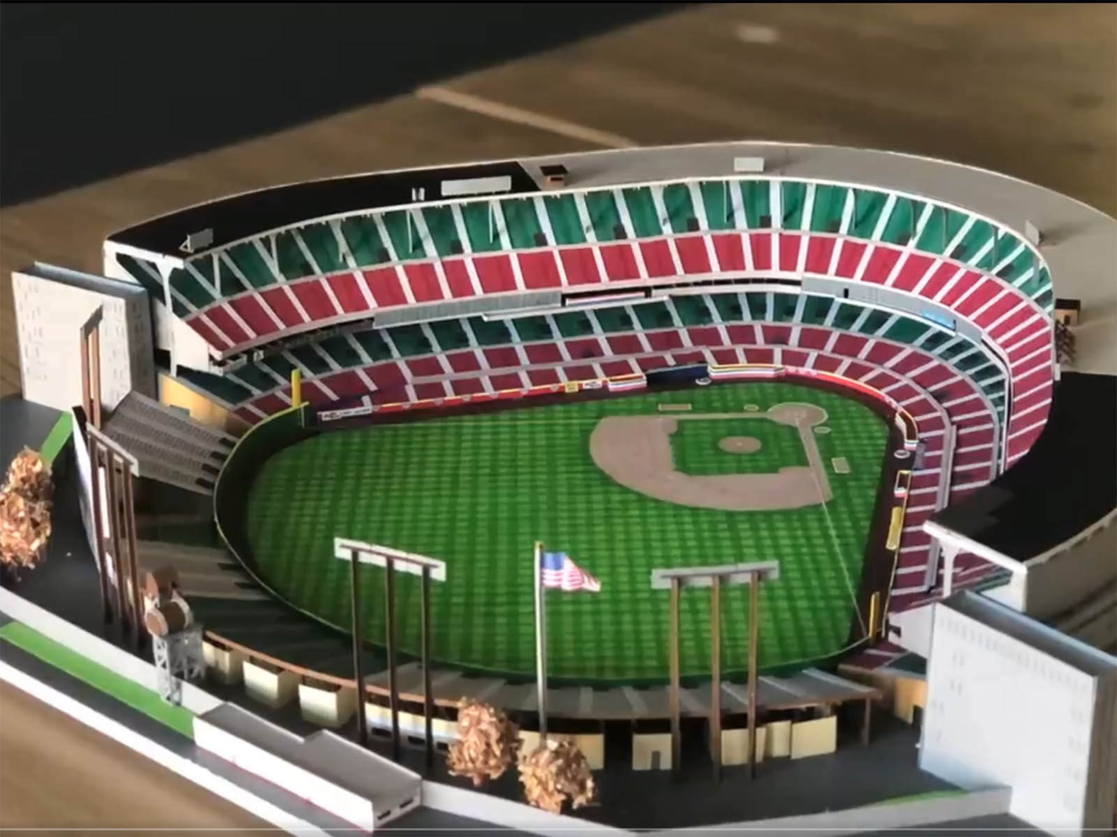 Take a tour of Milwaukee County Stadium, weeks before it was closed and  torn down