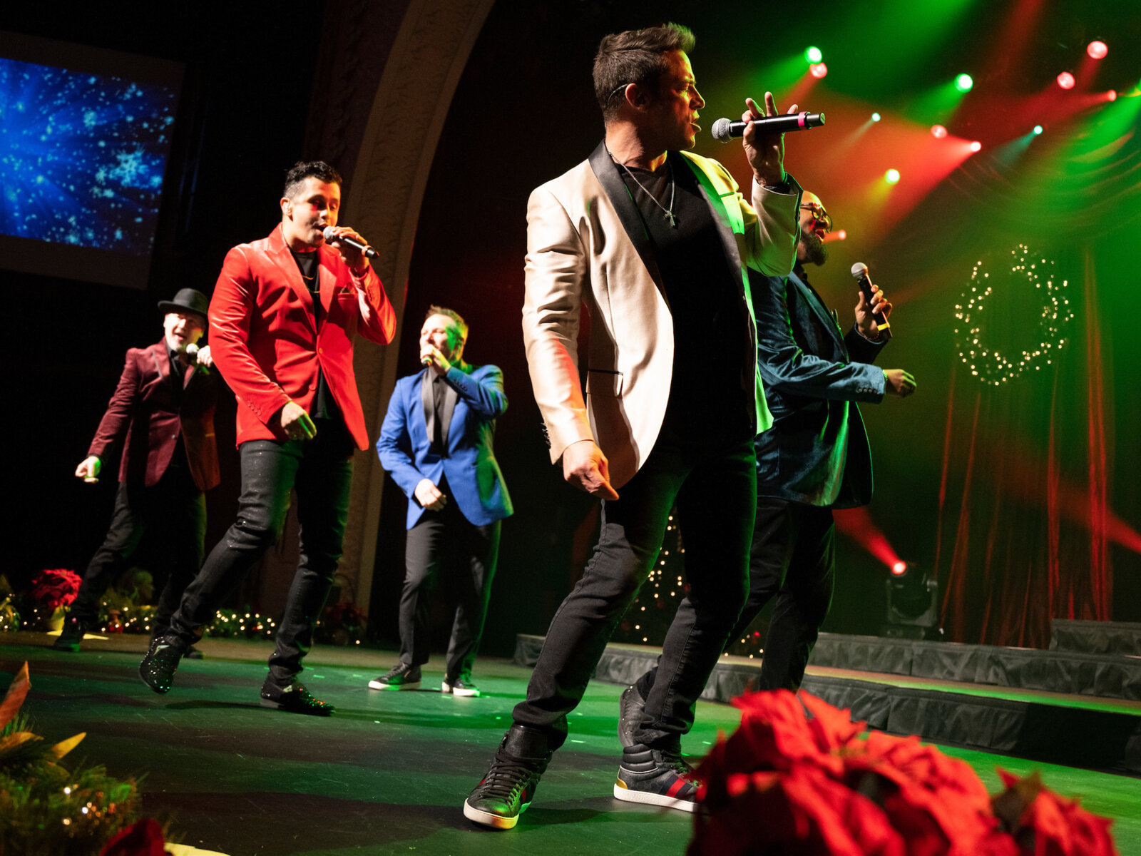 5 reasons why you shouldn't have missed "A Boy Band Christmas" at