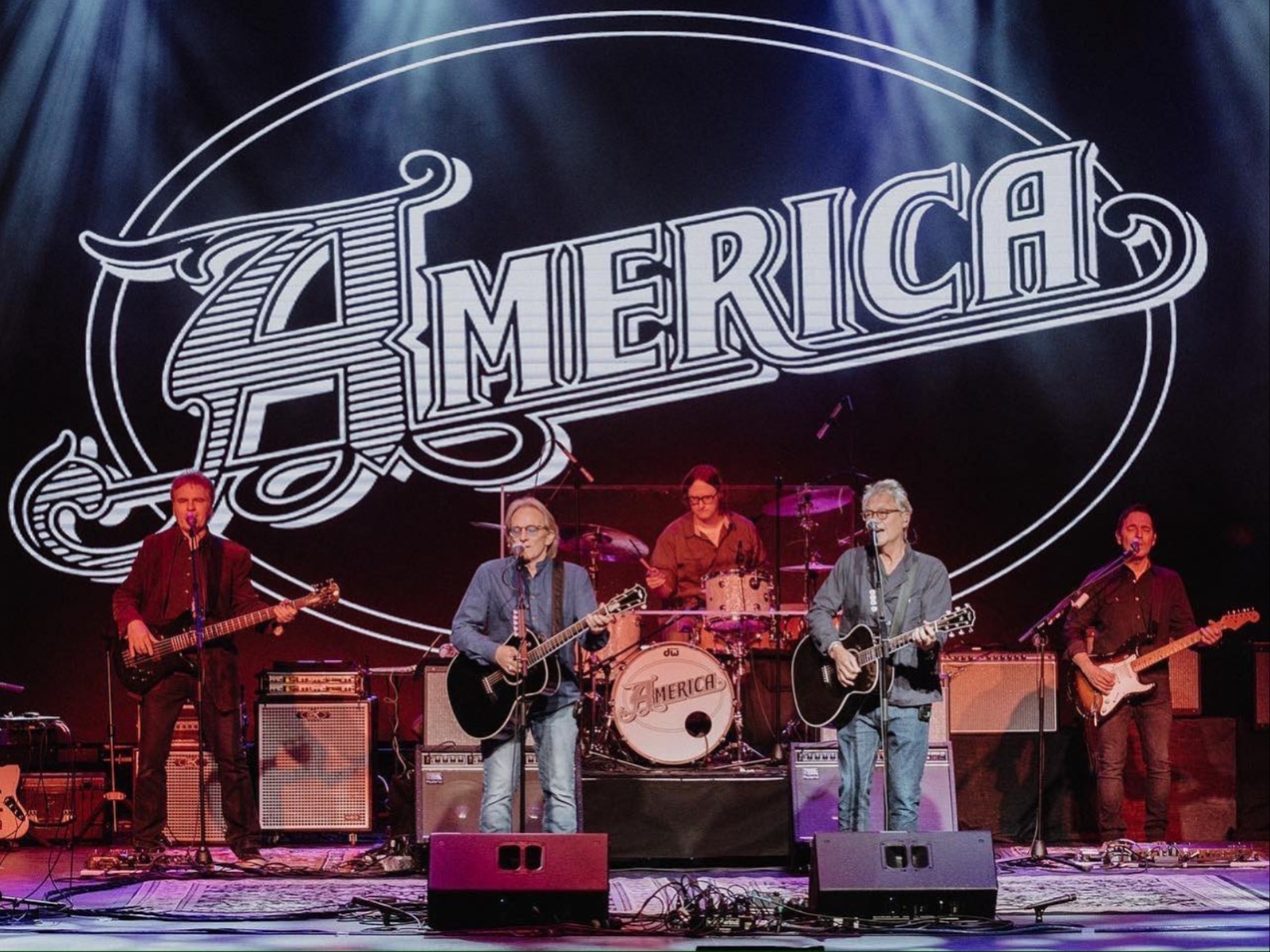 America’s Dewey Bunnell chats about life in music and someday calling