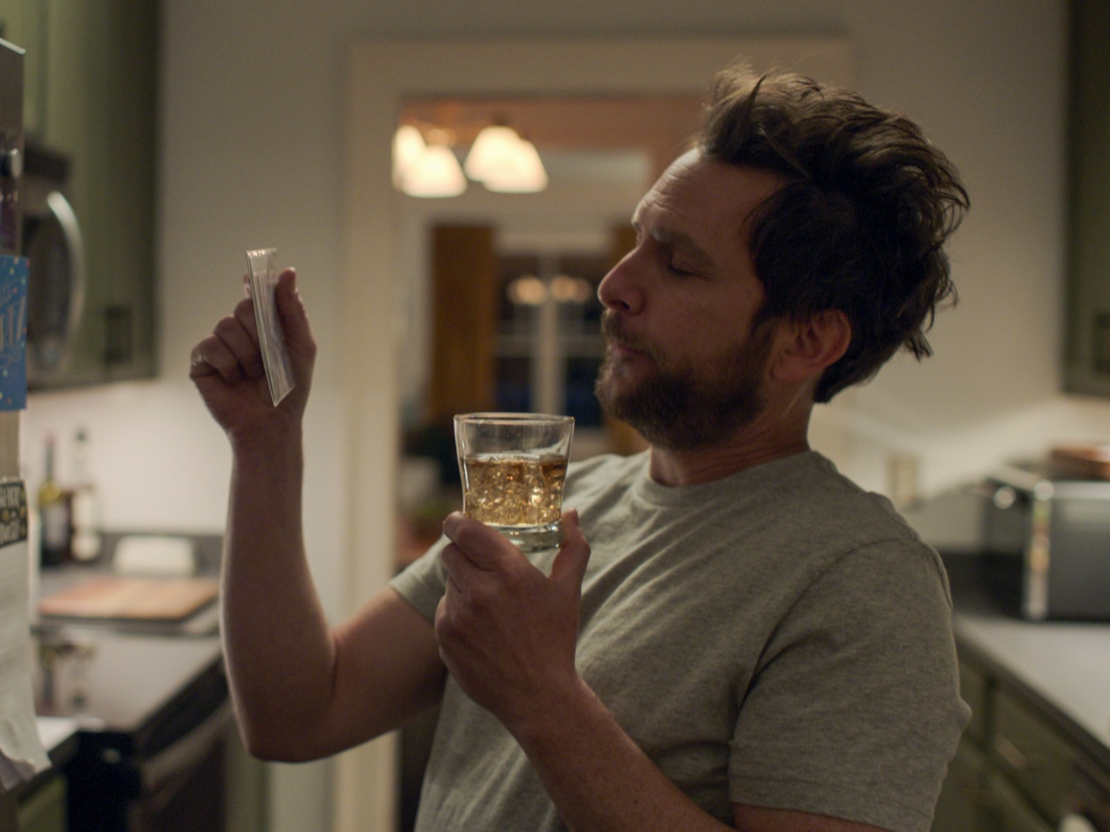 I Want You Back' Romcom Trailer Stars Jenny Slate, Charlie Day