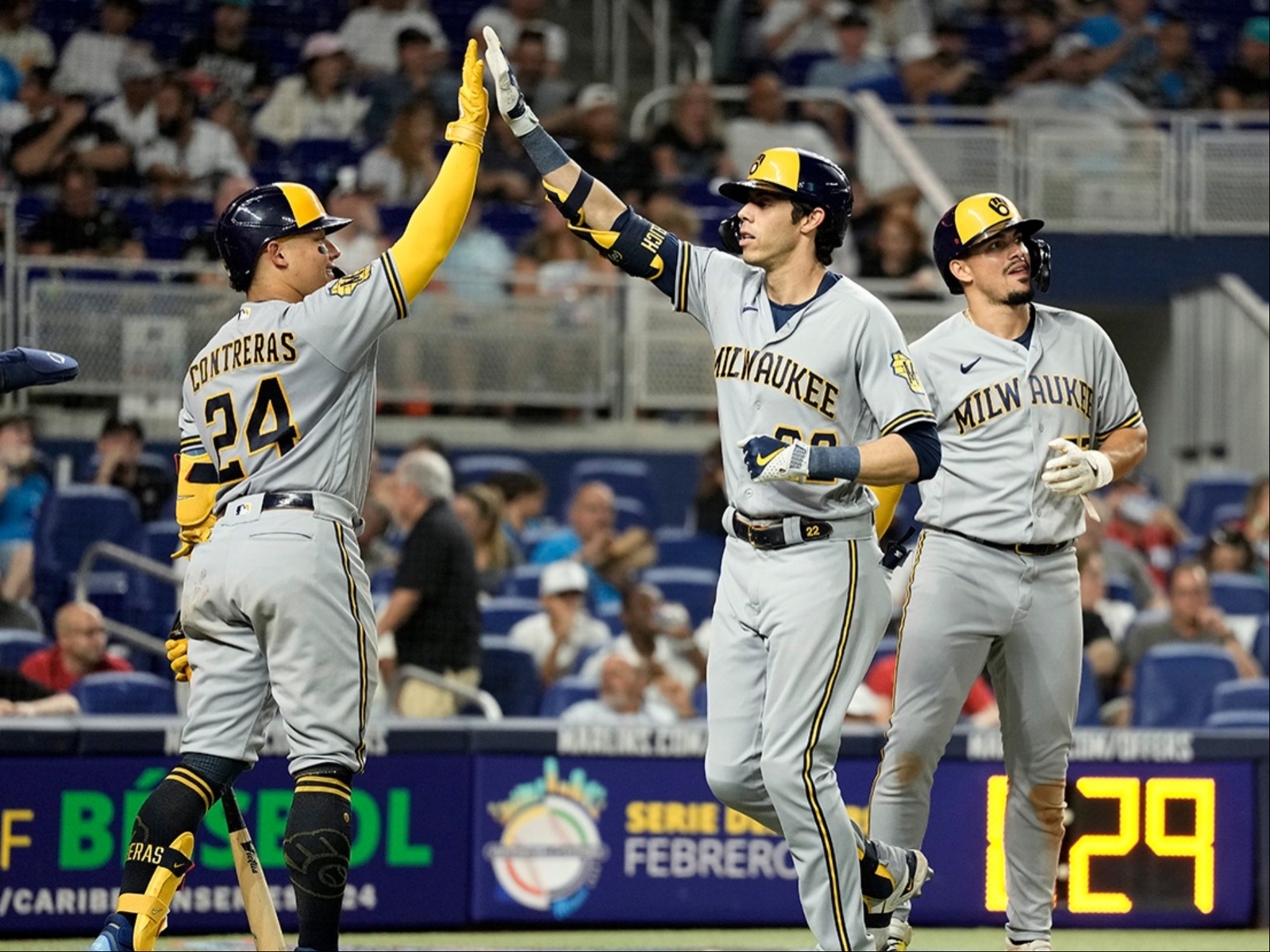 Celebrate the Brewers' postseason with a BOGO beer deal at AmFam Field this week