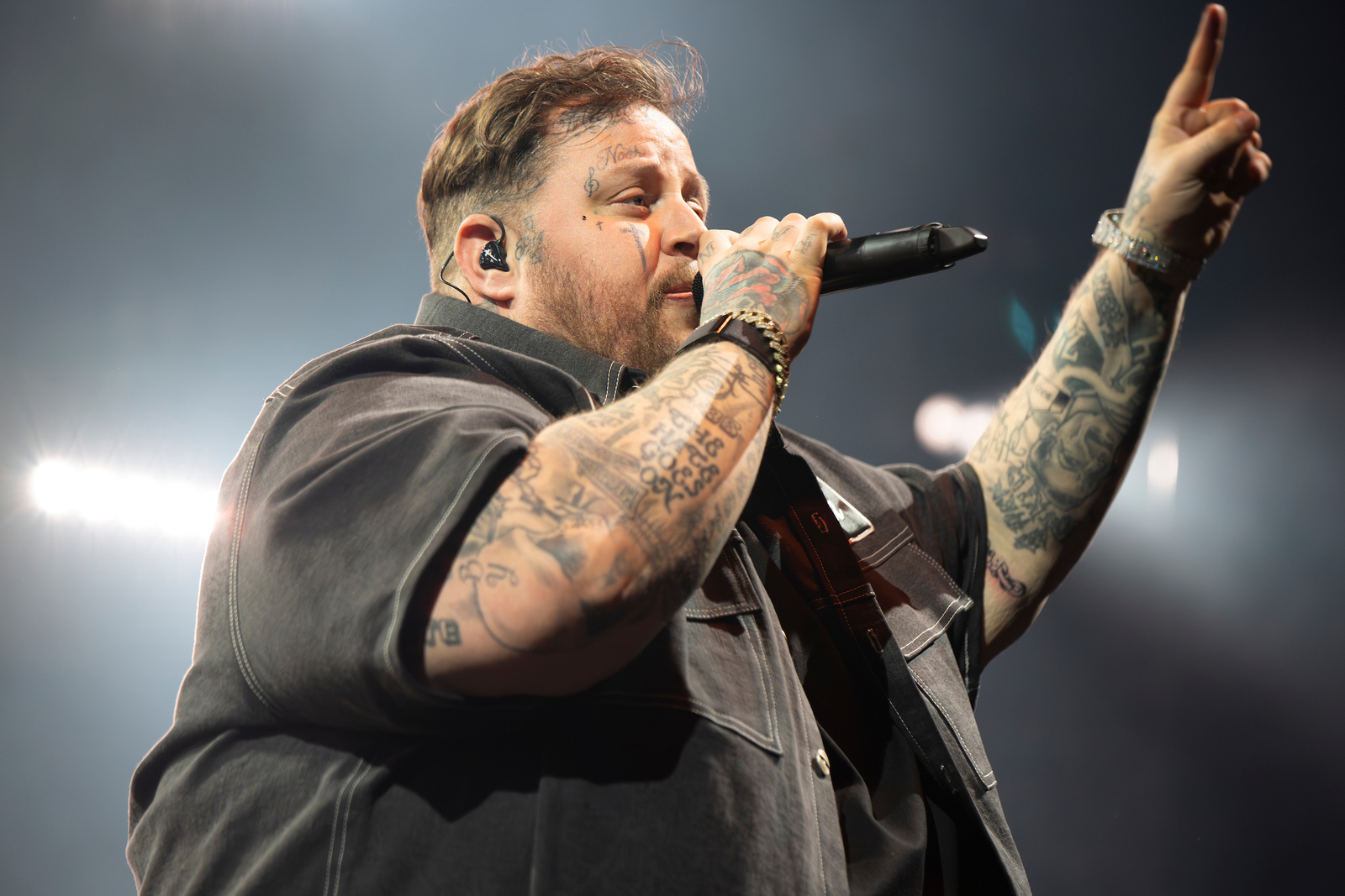6 reasons why you shouldn't have missed Jelly Roll at the AmFam Amp