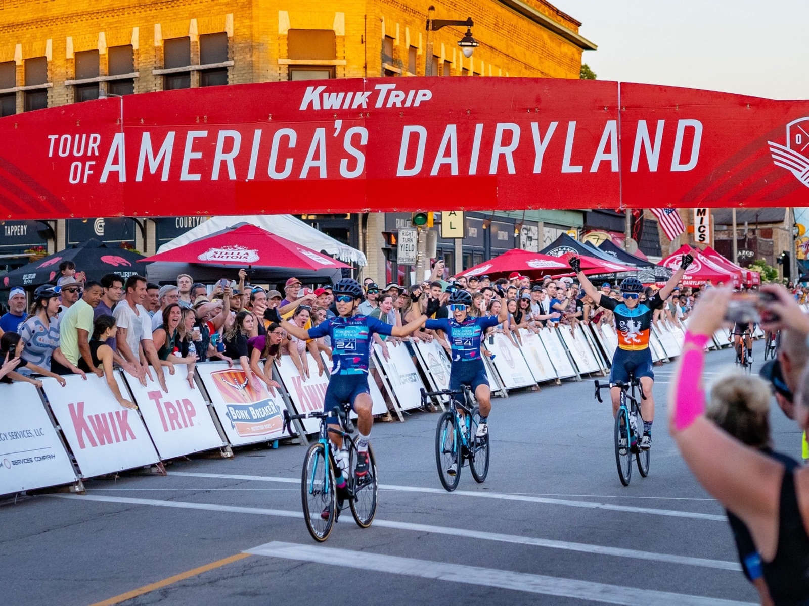 Wheel up 6 places to watch the Tour of America's Dairyland Bay View races