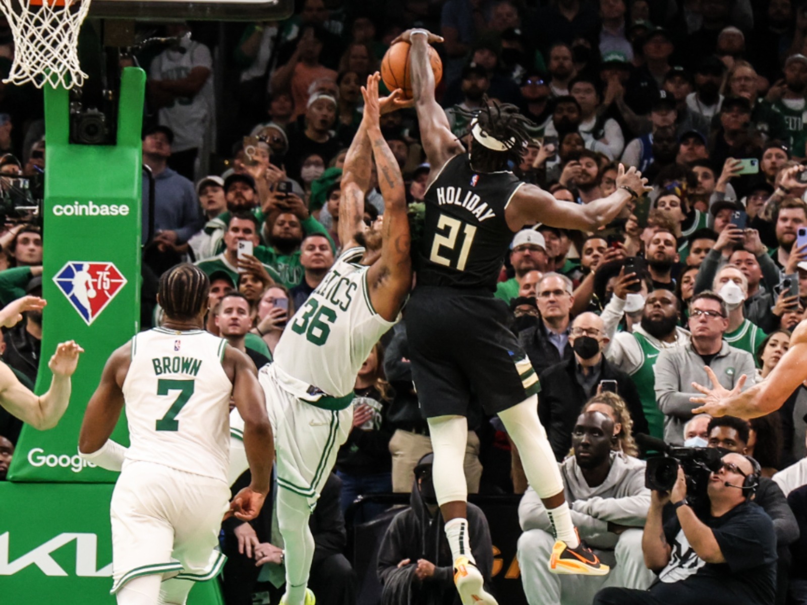 11 great images from the Bucks