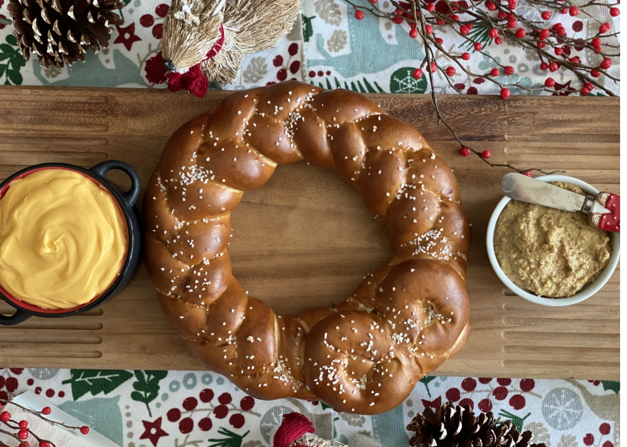 Derek's favorite MKE things: pretzel wreaths, strong women art kits, dog  treats