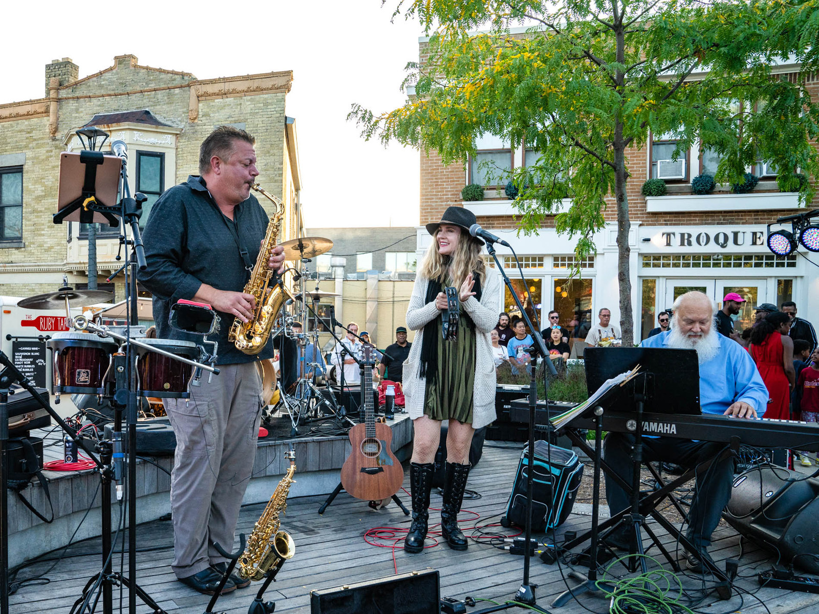 Unbelievable: It'S Heartbreaking – Wauwatosa'S Businesses Fight For Survival - fq73oiz