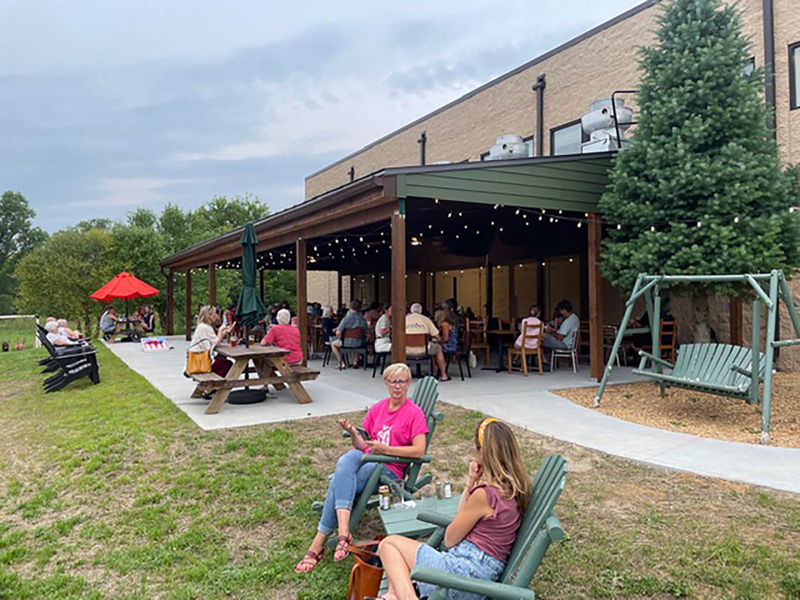 Waukesha's Hop Harvest & Vine puts a roof on its popular beer garden