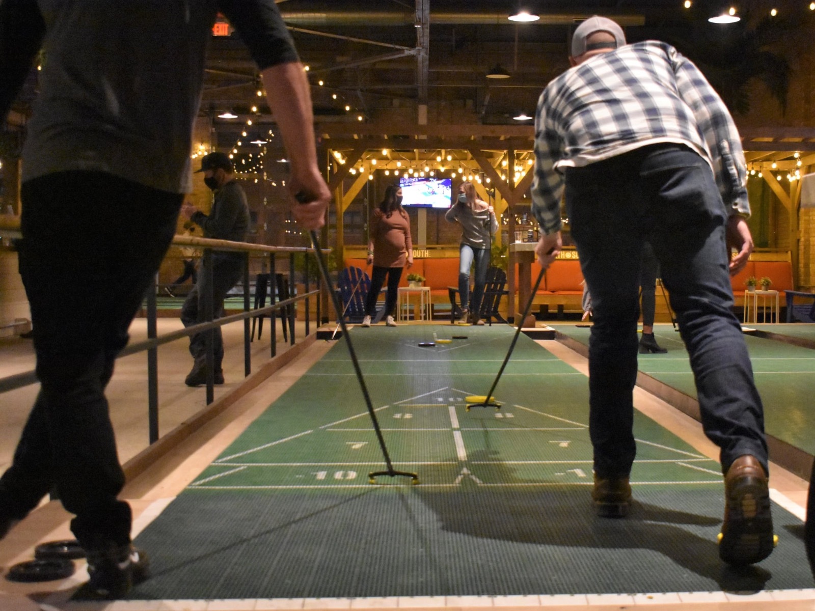 Slide over to NorthSouth Club for its summer shuffleboard leagues