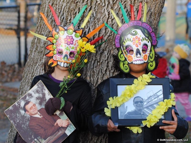 Celebrate Dia de los Muertos - Los Muertos 5k - Los Muertos 5k