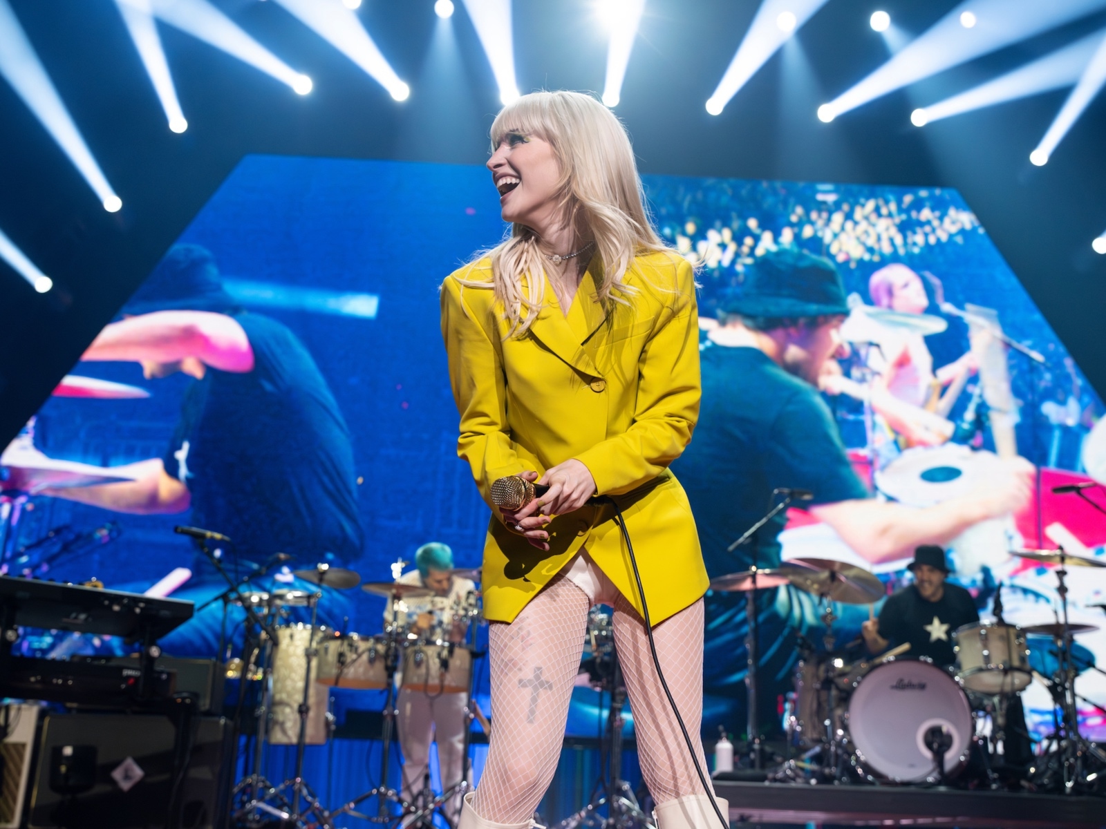 10 reasons why you shouldn't have missed Paramore's MKE visit to Fiserv