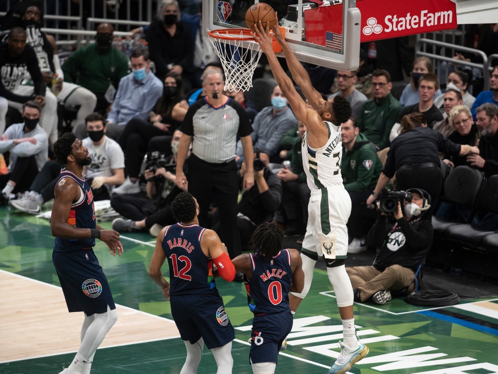 Bucks to host Noche Latina