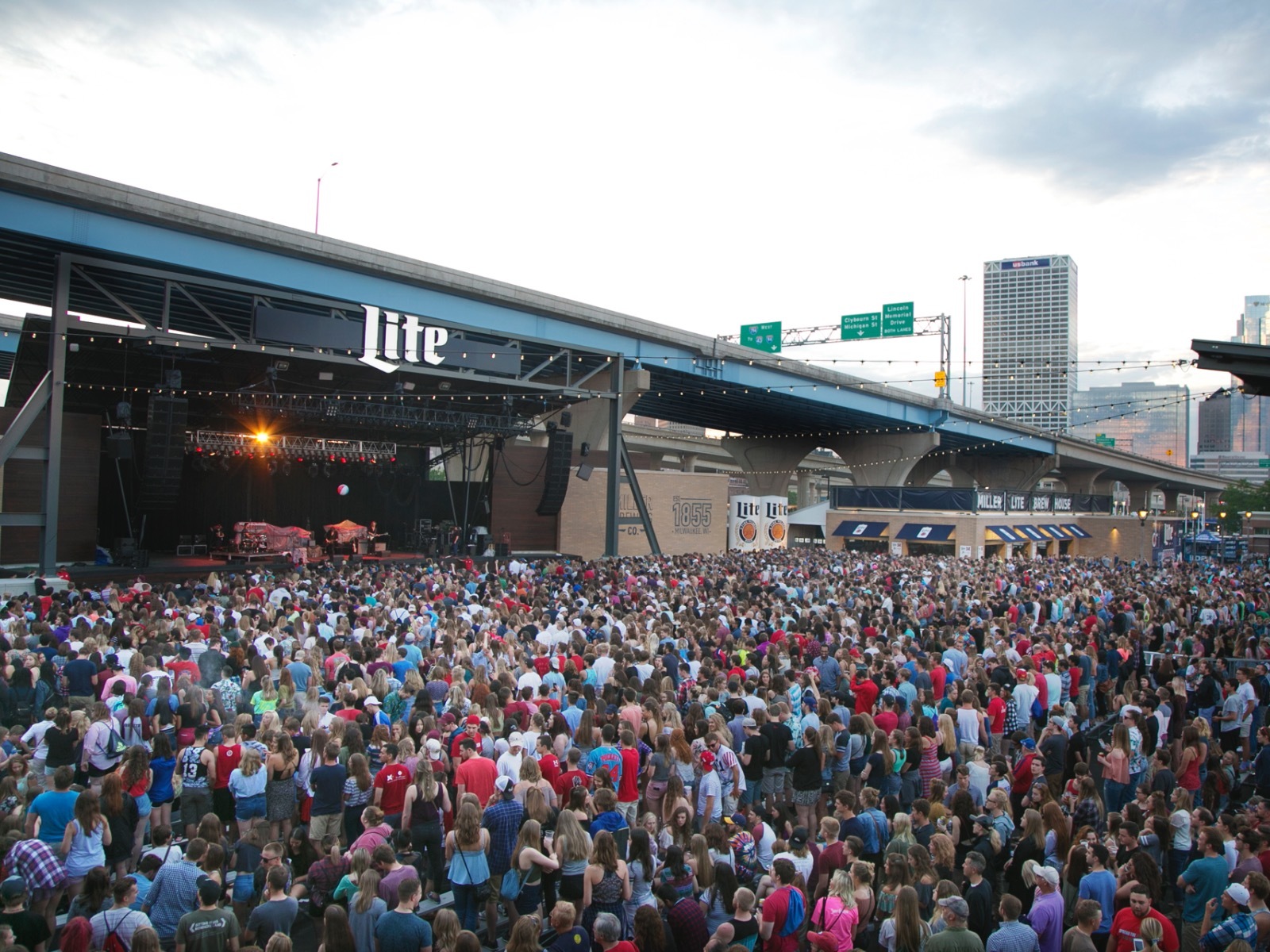 Milwaukee Admirals featured at Summerfest's Gruber Law Offices SportsZone