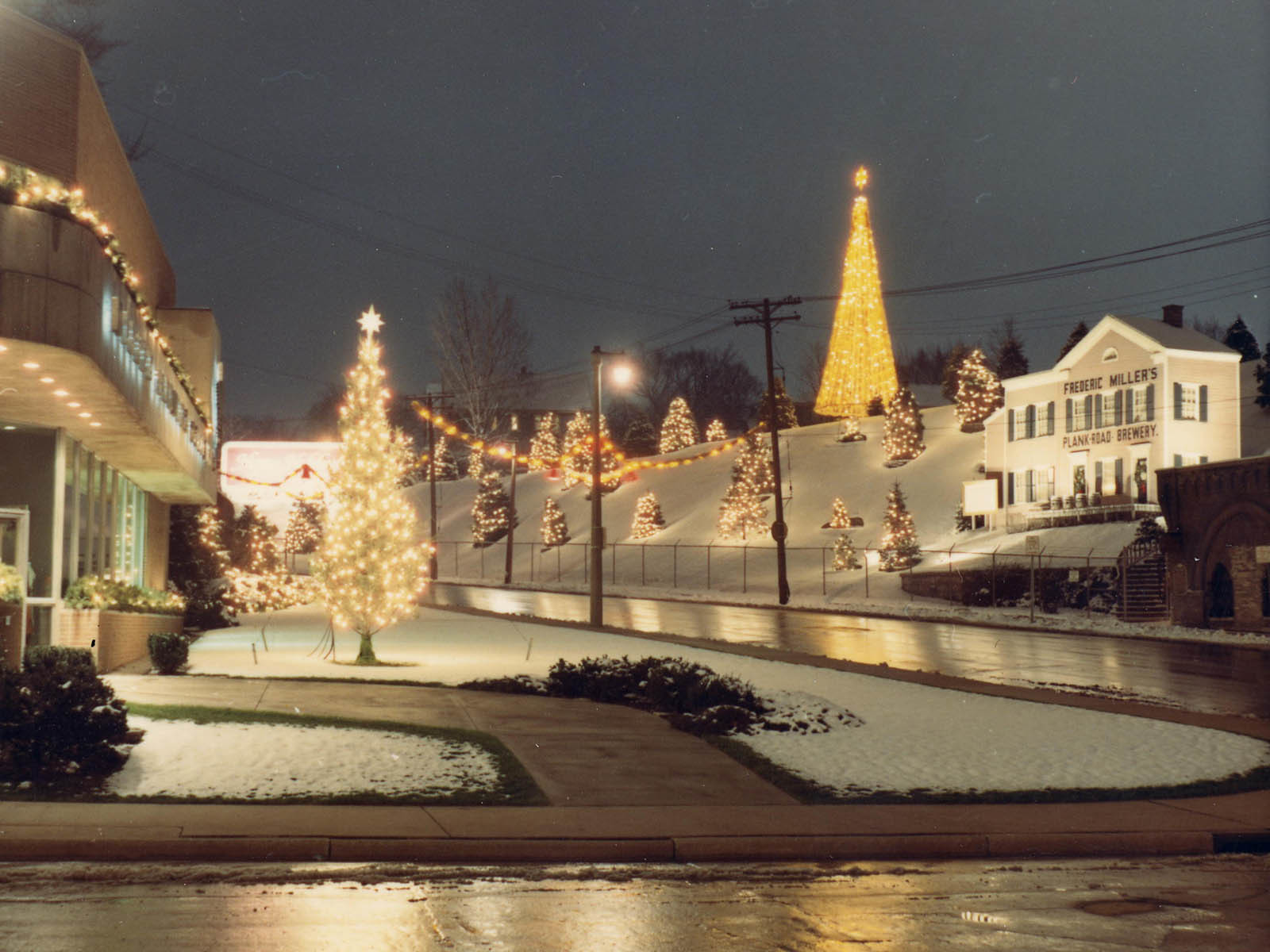 Vintage Christmas Village Piece - City Hall