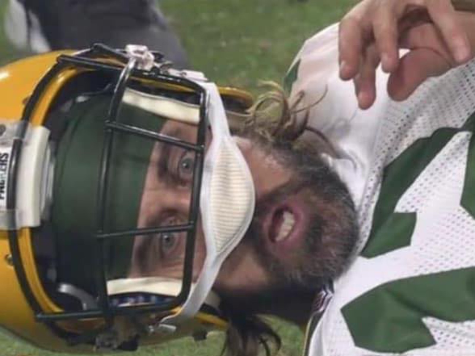 Packers player abuses mascot, blows his head off (VIDEO)