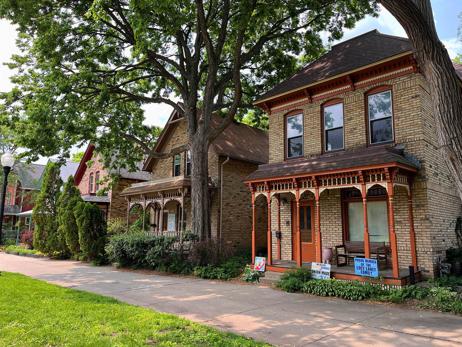 Milwaukee Avenue Historic District