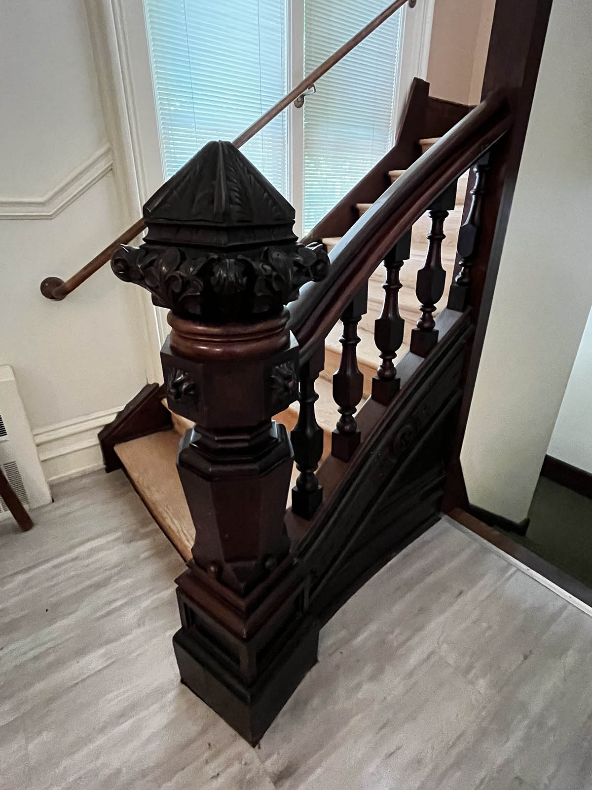 newel