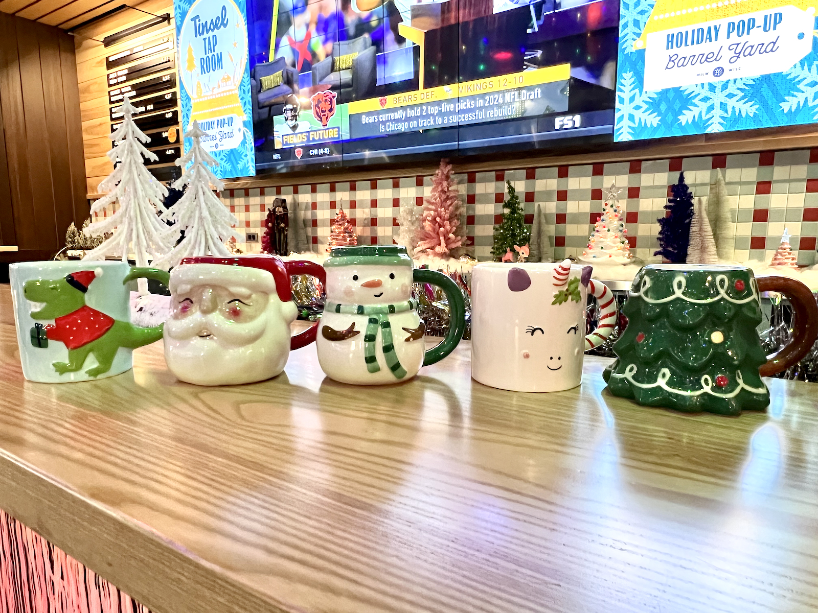 Holiday mugs