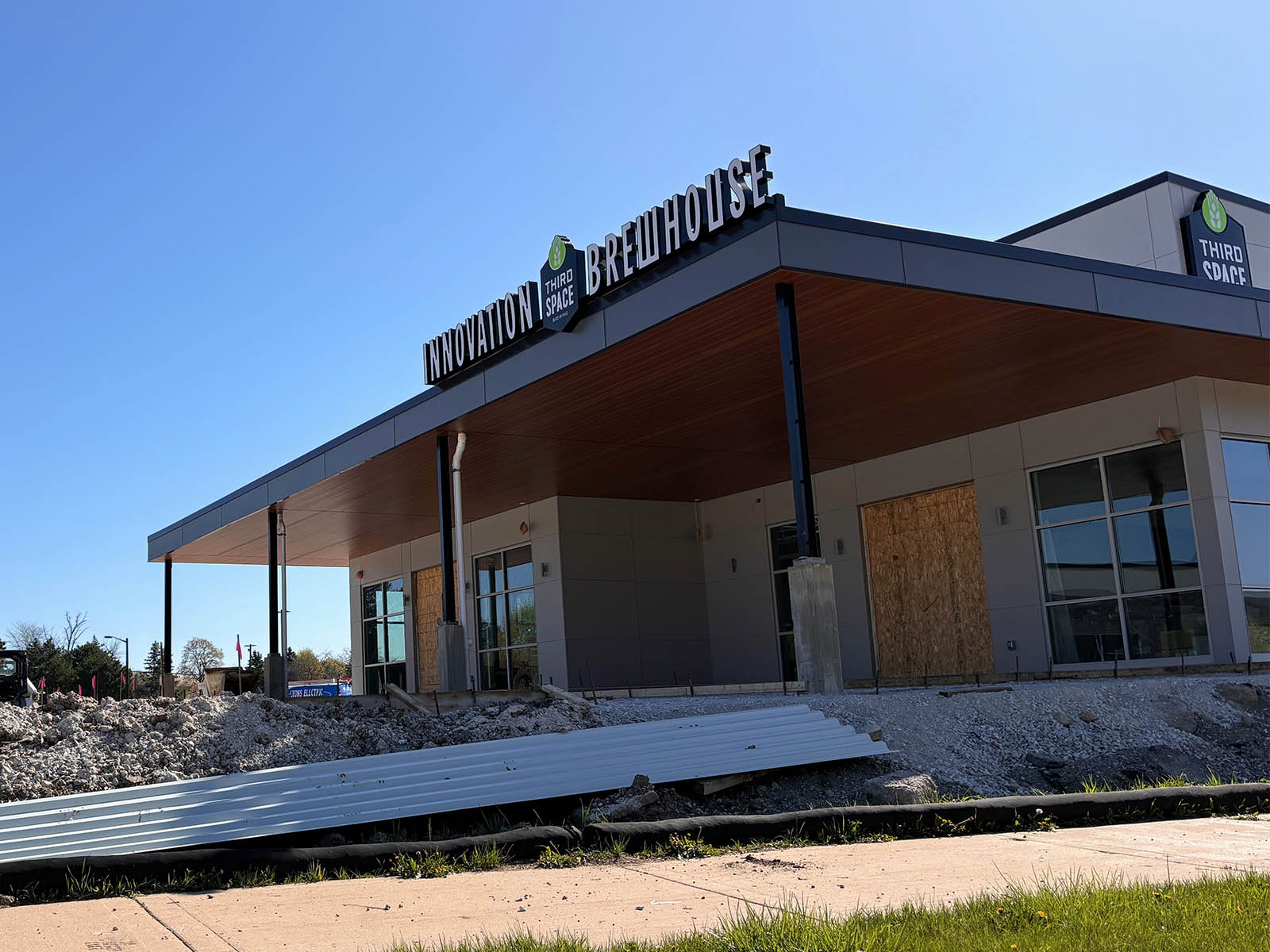 The patio, facing Appleton Avenue, is covered.