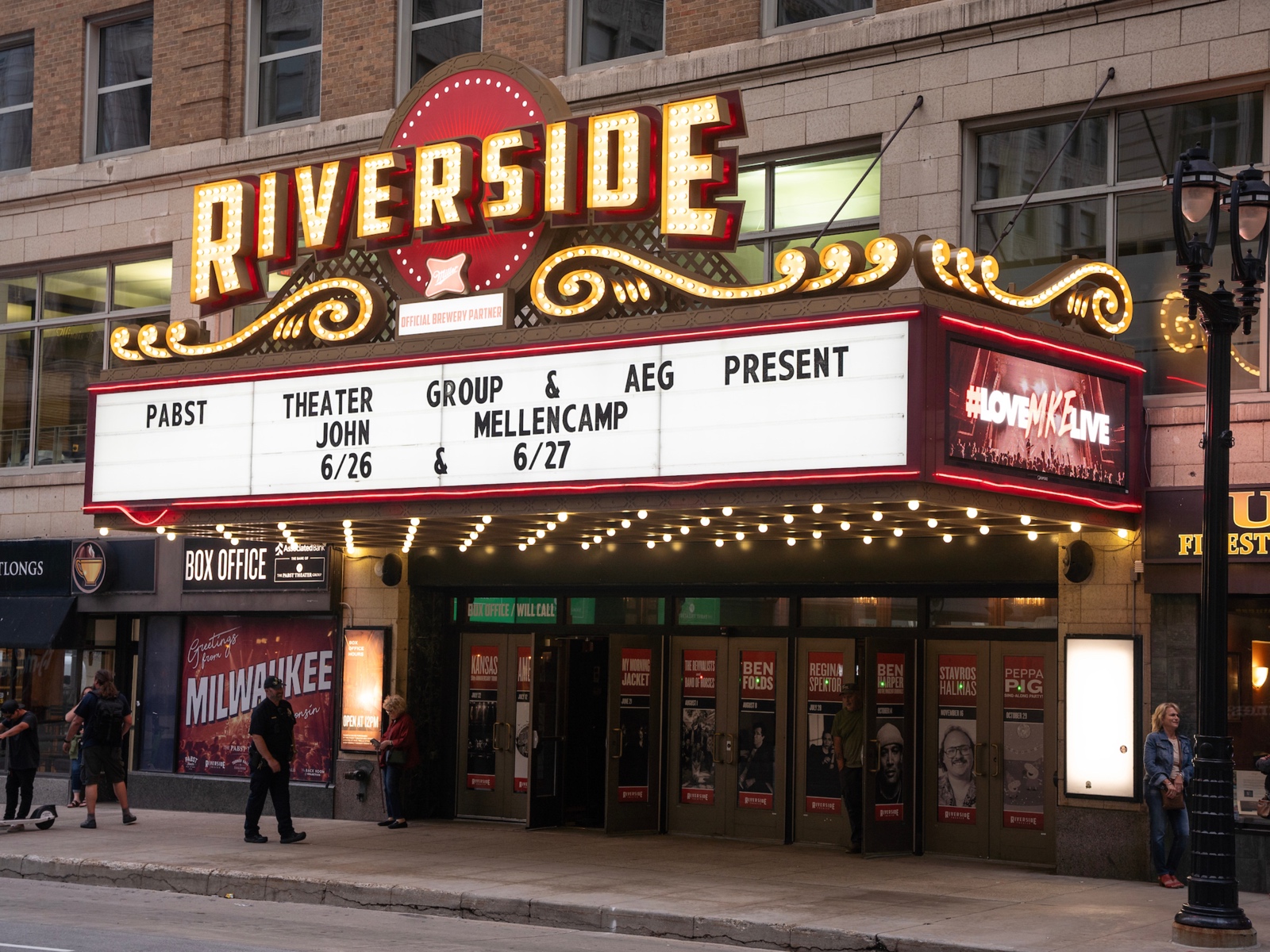 Riverside Theater