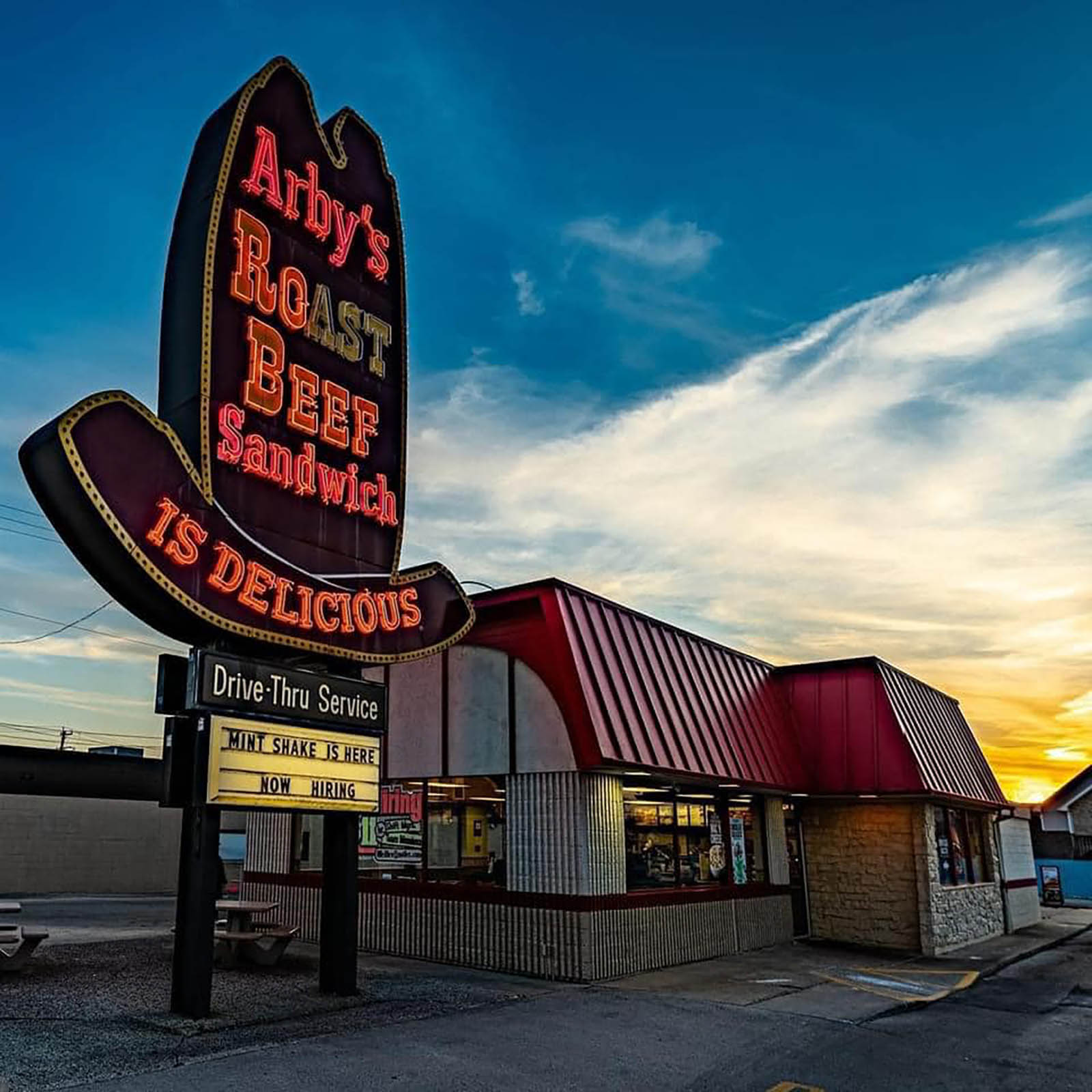 Arby's sign