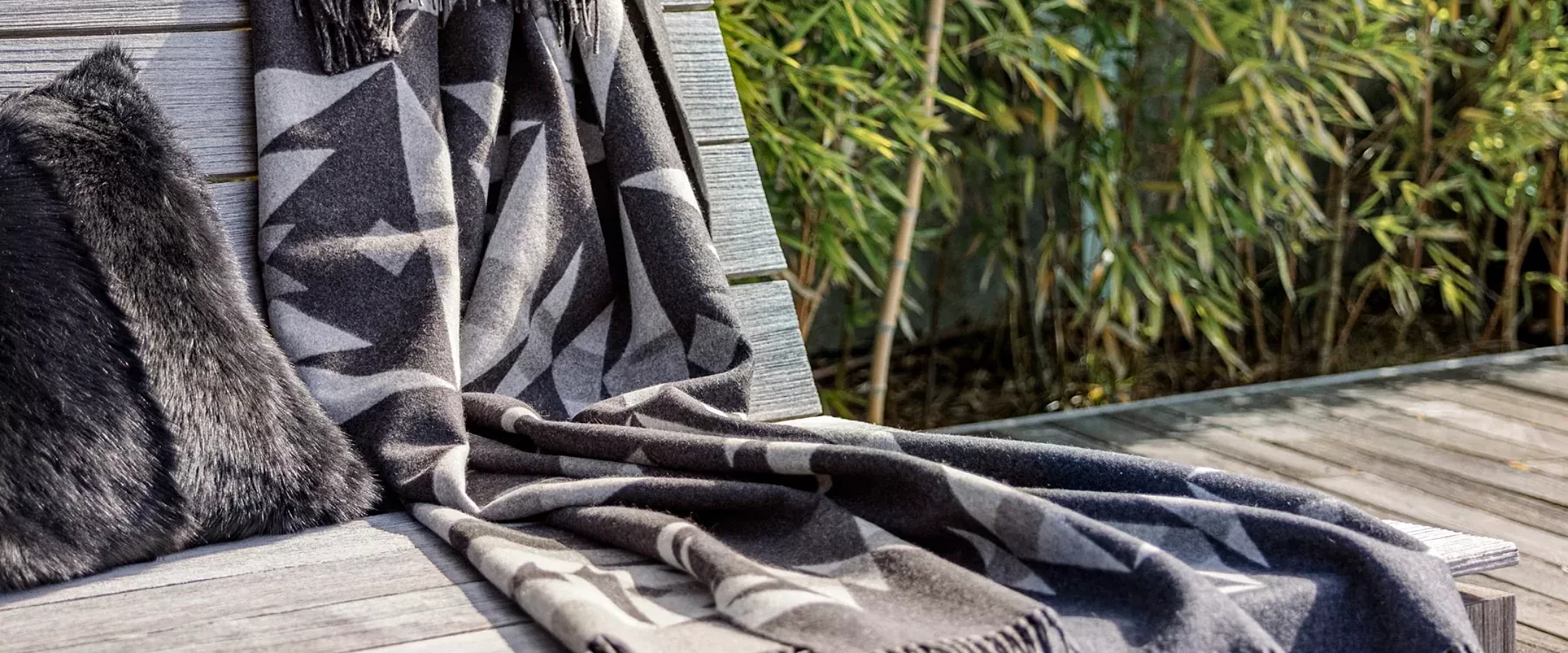 14819 DAKOTA 140 X210 SP JB725 P 1 00