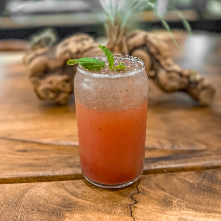 Strawberry Chia Fizz