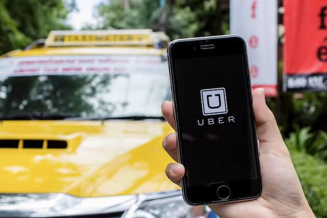 在梨山，我們讓計程車運將和Uber司機和好了！