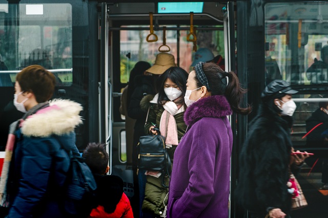 從愛滋、SARS、麻風到武漢肺炎，中國防疫一再重蹈的「面子」覆轍／劉紹華