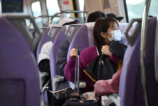 病毒面前的「我們」與「他人」／米果
