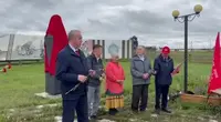 В Якутии открыли десятый бюст усатого полудурка