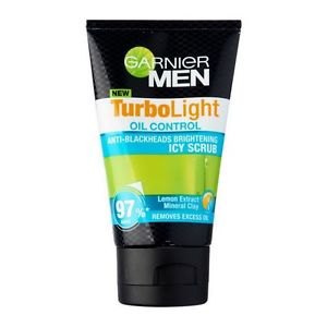 TurboLinght Garnier – Sữa rửa mặt cho nam