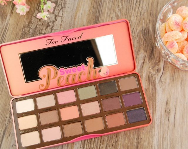 Bảng màu mắt Too Faced Sweet Peach Eye Shadow Collection Palette