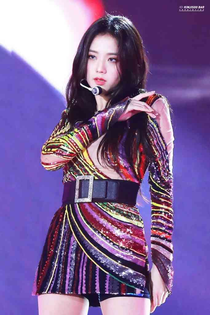 Phong cách thời trang Jisoo (BLACKPINK)