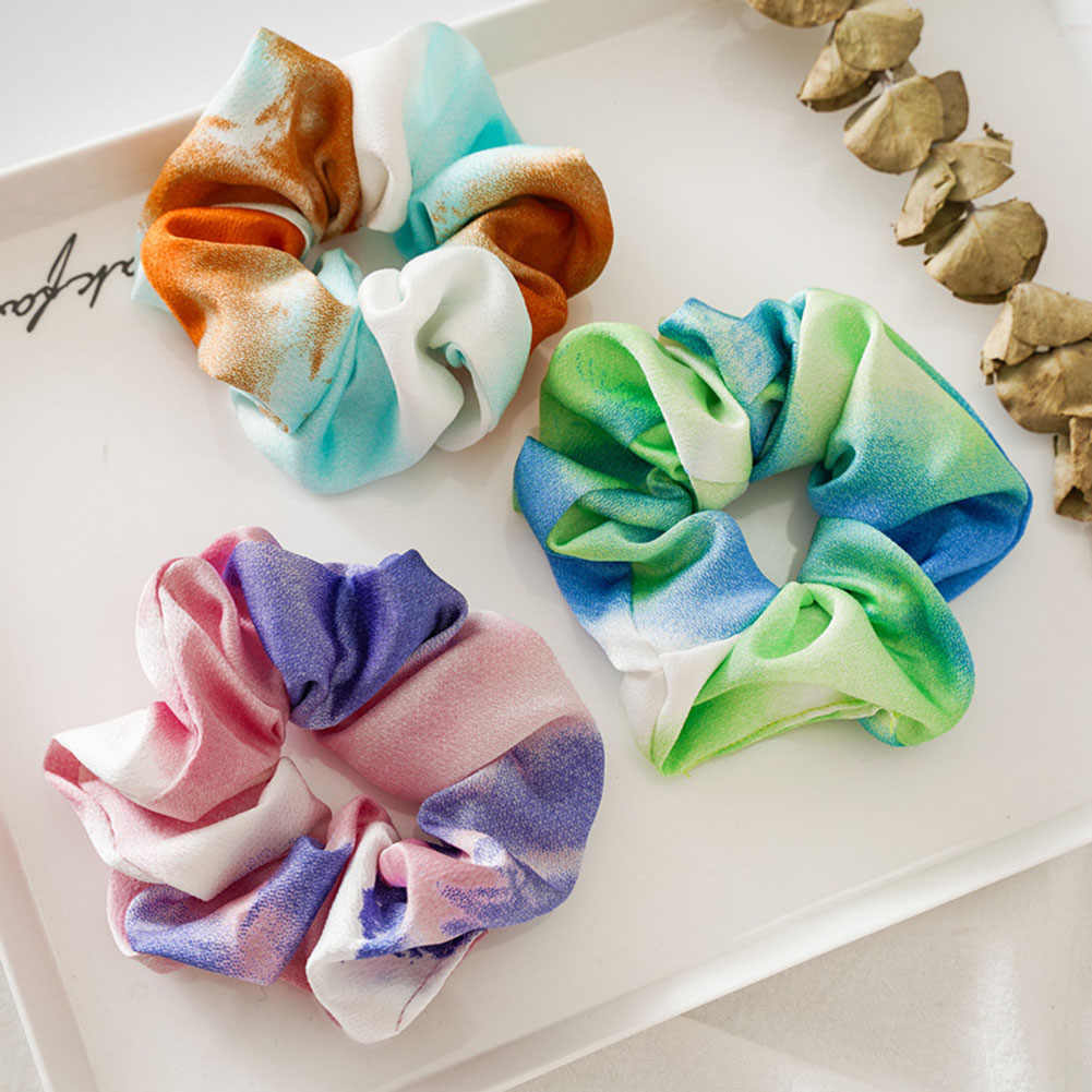 Giá bán Dây buộc tóc, cột tóc scrunchies họa tiết kẻ nhiều màu mới [12 mẫu]